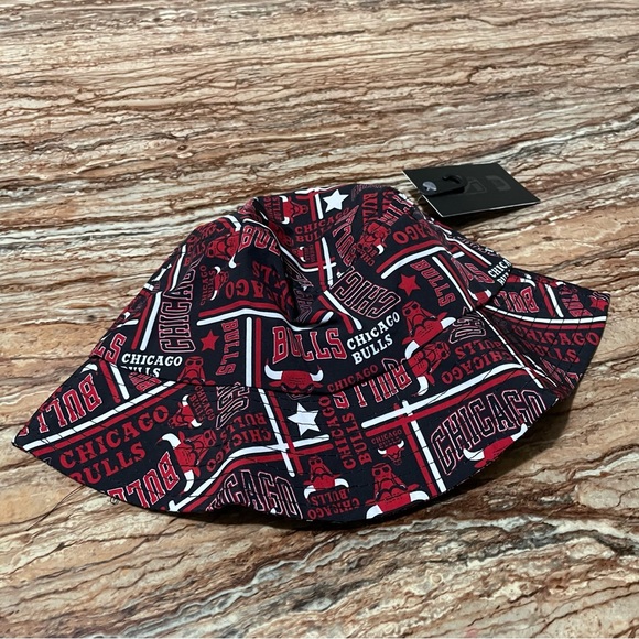 NBA Ultra Game Chicago Bulls Unisex Bucket Hat Red/Black Outdoor Streetwear